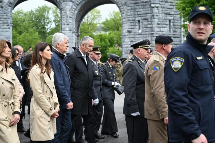 Dopredsjedatelj Doma naroda PSBiH Dragan Čović s visokim izaslanstvom u Francuskoj nazoči 65. međunarodnom vojno-policijskom hodočašću