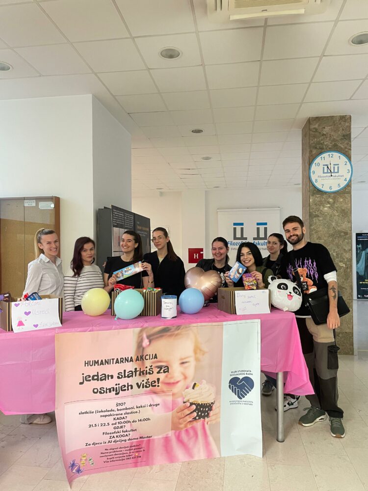 Humanitarna akcija studenata socijalnog rada: “Jedan slatkiš za osmijeh više”