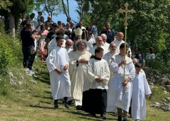 Održano tradicionalno biskupijsko hodočašće Kraljici mira u Hrasnu