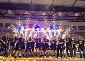 Slavlje u Ljubuškom: Rukometaši Izviđača osvojili Kup BiH i duplu krunu