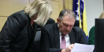 Martinović: Zašto bi političari imali privilegije koje obični ljudi nemaju?