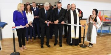 Središnji dio programa obilježavanja Dana općine Čitluk: Otvorena sportska dvorana srednje škole i uručena priznanja Općine Čitluk