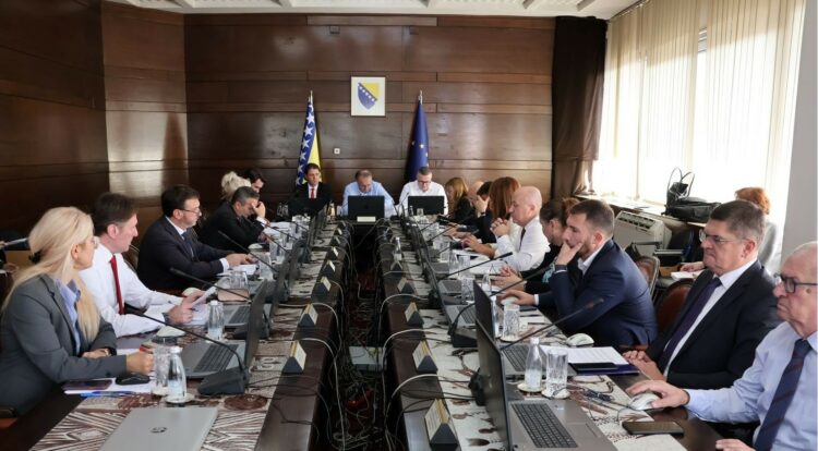 Vlada Federacije Bosne i Hercegovine donijela Odluku o utvrđivanju konačne liste korisnika financijske pomoći za niskoakumulativne djelatnosti