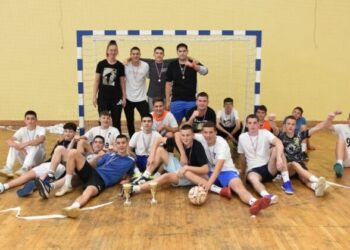 Učenici OŠ fra Didaka Buntića pobjednici turnira u košarci i malom nogometu