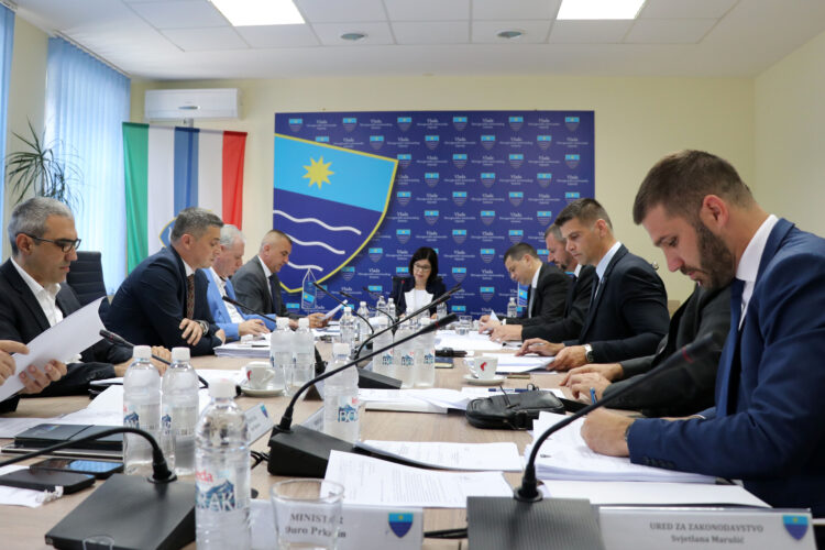 VLADA HNŽ-a: 8.000.000,00km za tri bolnice u HNŽ-u i dodatnih pola milijuna maraka za Zračnu luku Mostar