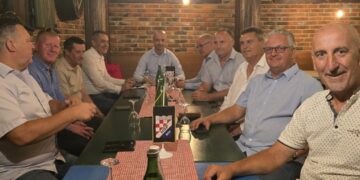 HSP BiH : Pozivamo Vijeće ministara i Vijeće za provedbu mira da upute službeni poziv za prijam BiH u NATO savez.