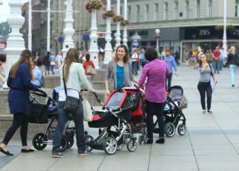 Počinje velika socijalna reforma: Uvođenje univezalnog dječjeg doplatka – barem 50% djece u FBiH će imati dodatak, ali se ide prema 100%