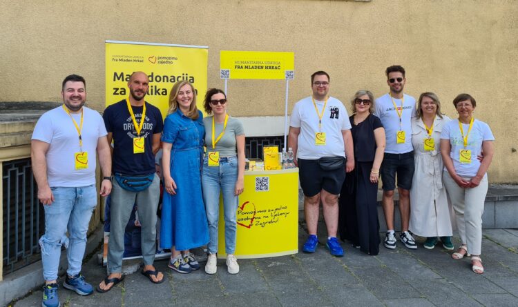 Posjeta rukovoditeljice Odjela za korporativne komunikacije HT Eroneta Humanitarnoj udruzi fra Mladen Hrkać u Zagrebu