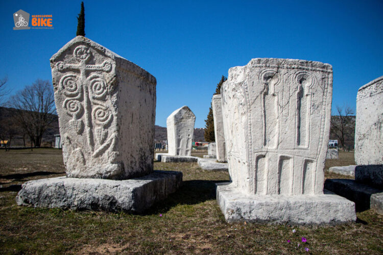 Najava projekta: Biciklijade “Rutom stećaka” – Biciklom kroz kulturnu baštinu Zapadne Hercegovine, sve do Blidinja!