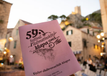 FOTO: Pogledajte kako je bilo na svečanom otvorenju Omiškog festivala