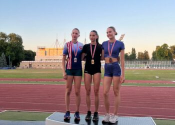 Dvostruki uspjeh AK Brotnjo: Anna Ćurković zlatna u dalju, Darija Martinović srebrna u troskoku