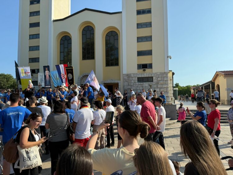 (FOTO) Održano veliko zavjetno hodočašće iz Čitluka u Međugorje