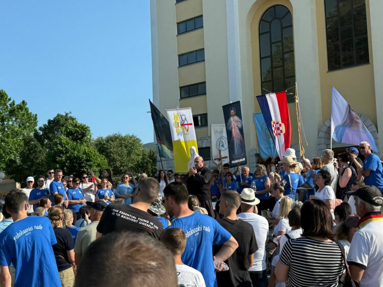 (FOTO) Održano veliko zavjetno hodočašće iz Čitluka u Međugorje