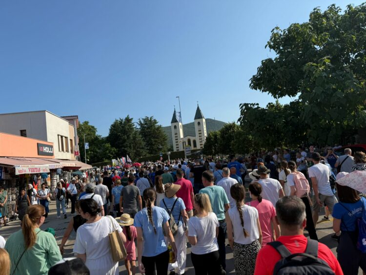 (FOTO) Održano veliko zavjetno hodočašće iz Čitluka u Međugorje