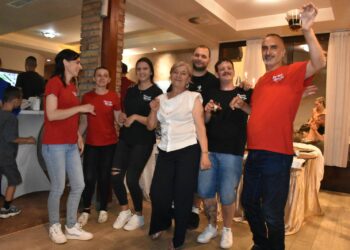 FOTO: Pizzeria Karaka proslavila 40. rođendan