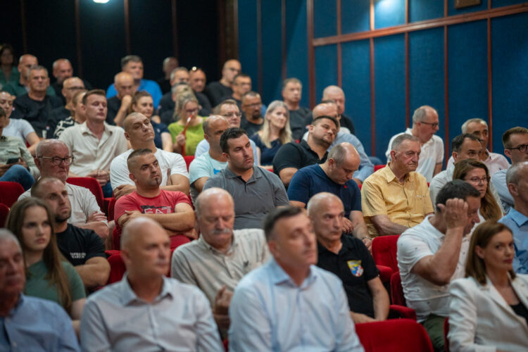 Predsjednica Bradara otvorila Dane hercegovačkog ustanka u Čapljini: “Sloboda ima ime – narod koji ne zaboravlja”