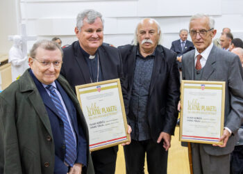 Hrvatski general-pjesnik Ivan Tolj priprema novu knjigu pjesama