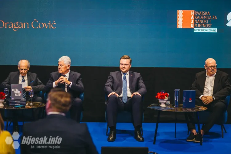 U Mostaru predstavljeno troknjižje Dragana Čovića
