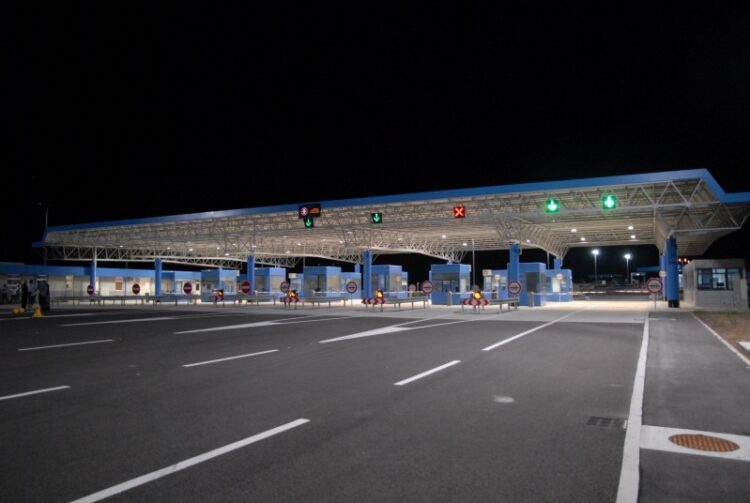 MUP RH: Djeca mogu putovati u inozemstvo bez suglasnosti roditelja