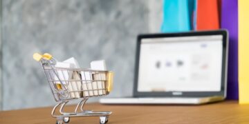 Regulacija internetske prodaje u Federaciji BiH: Svi koji se bave internetskom trgovinom moraju se registrirati