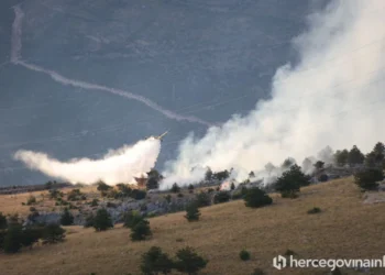 Veliki požar iznad Mostara: Izgorio objekt na Fortici