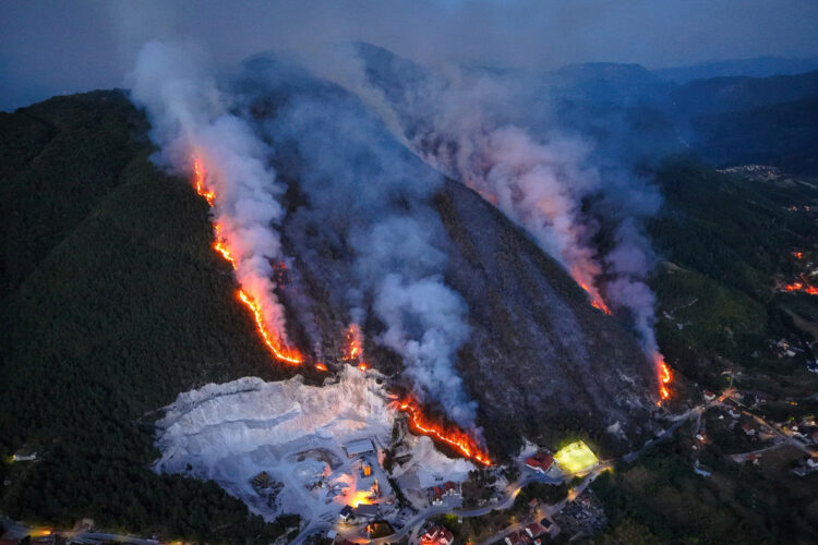 Predsjednica Vlade HNŽ-a : “Prioritet je obraniti ljude i imovinu, Hrvatska nam šalje kanader”