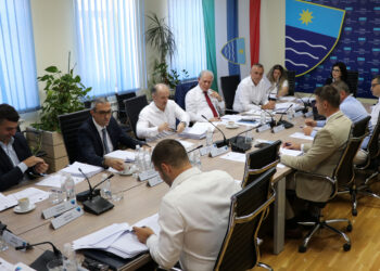 Vlada HNŽ-a: Niz odluka, financijske potpore, projekti i prekogranična suradnja