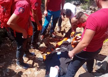 Intervencija HGSS-a Čitluk-Međugorje: Pomoć svećeniku sa ozljedom noge na Brdu Ukazanja