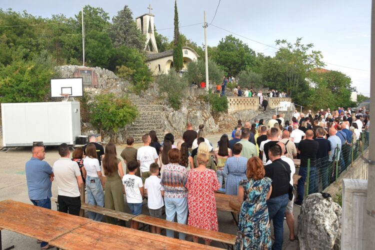 Održana manifestacija “Dani Paoče” – 31. po redu tradicionalna proslava zajedništva na Paoči