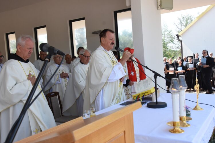 Fra Šimun Šito Ćorić proslavio Zlatnu misu – jubilej pedeset godina svećeništva
