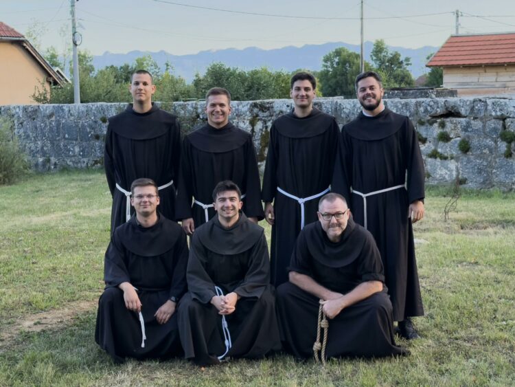 Najava: Polaganje svečanih doživotnih zavjeta franjevačkih bogoslova 6.rujna u Međugorju