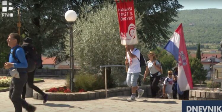 Relikvije bl. Alojzija Stepinca u hodu Marijanskog zavjeta