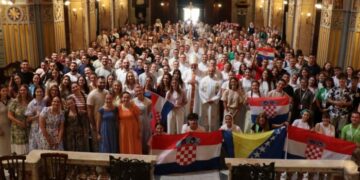 Susret Hrvata na Jubileju mladih u Rimu