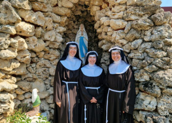 Red sv. Klare bogatiji za tri nove sestre – dvije dolaze iz Ljubuškog