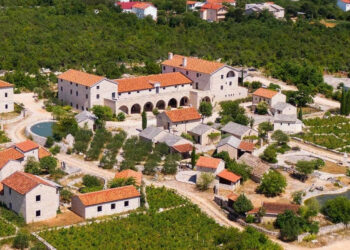 Hercegovačko selo: Posebna priča o selu koje je niklo iz hercegovačkog kamena