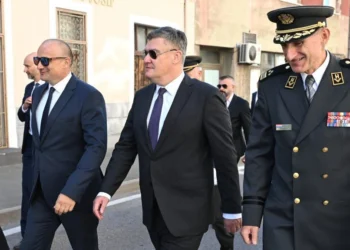 Zoran Milanović dodijelio počasne činove za devet umirovljenih časnika HV-a i HVO-a