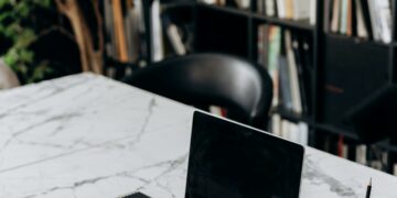 Umjetna inteligencija – Oduzima li AI radna mjesta?
