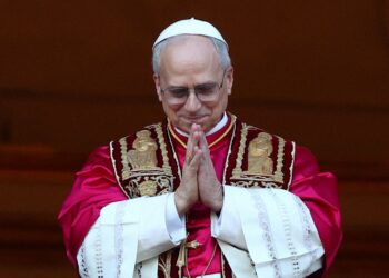 Papa pozvao katolike diljem svijeta da kroz listopad mole za mir