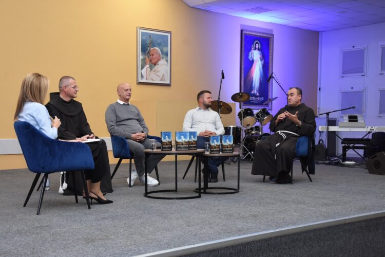 U Međugorju održano predstavljanje knjige o nevjerojatnoj životnoj priči Gorana Ćurkovića