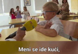 (VIDEO) Školarac iz Hrvatske nasmijao regiju: “Meni se ide kući”
