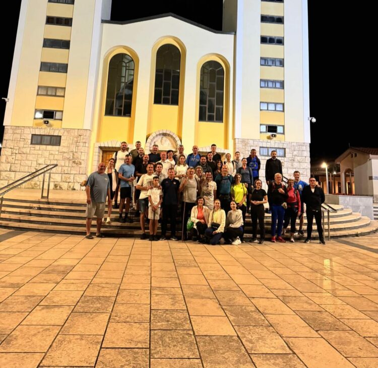 Brotnjaci jutros krenuli na hodočašće od Međugorja do Rame – “Od Gospe do Gospe”