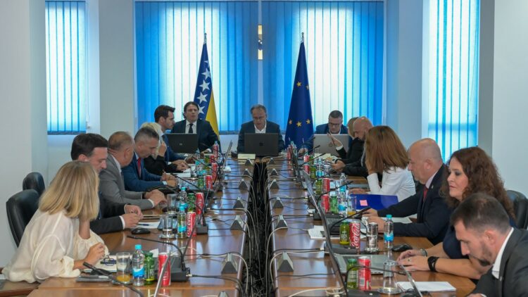 Održana 60. sjednica Vlade FBiH: Utvrđen Nacrt izmjena i dopuna Zakona o roditeljima njegovateljima u Federaciji BiH