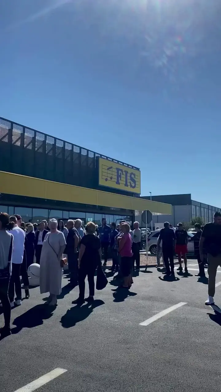 U Ljubuškom svečano otvoren novi prodajni centar FIS