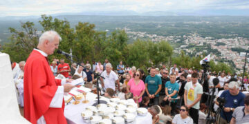 Svetom misom na Križevcu danas svečano proslavljen blagdan Uzvišenja Svetog Križa u Međugorju