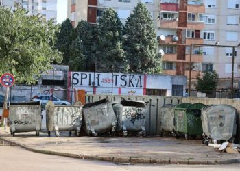 Nastavlja se čišćenje mostarskih ulica: Jučer odvezeno 200 tona otpada