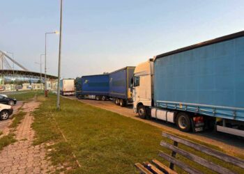 Prijevoznici u BiH jutros započeli prosvjed