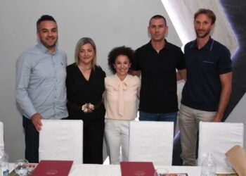 Sportskom tribinom sinoć službeno otvoreni 70. Dani berbe grožđa – Brotnjo 2025.