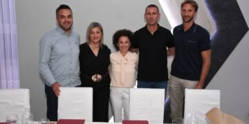 Sportskom tribinom sinoć službeno otvoreni 70. Dani berbe grožđa – Brotnjo 2025.