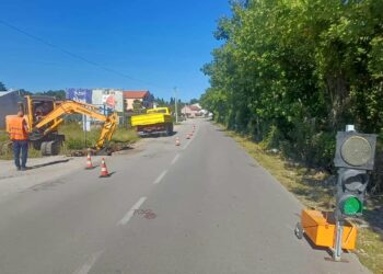 Radovi na dionici Tromeđa – Služanj