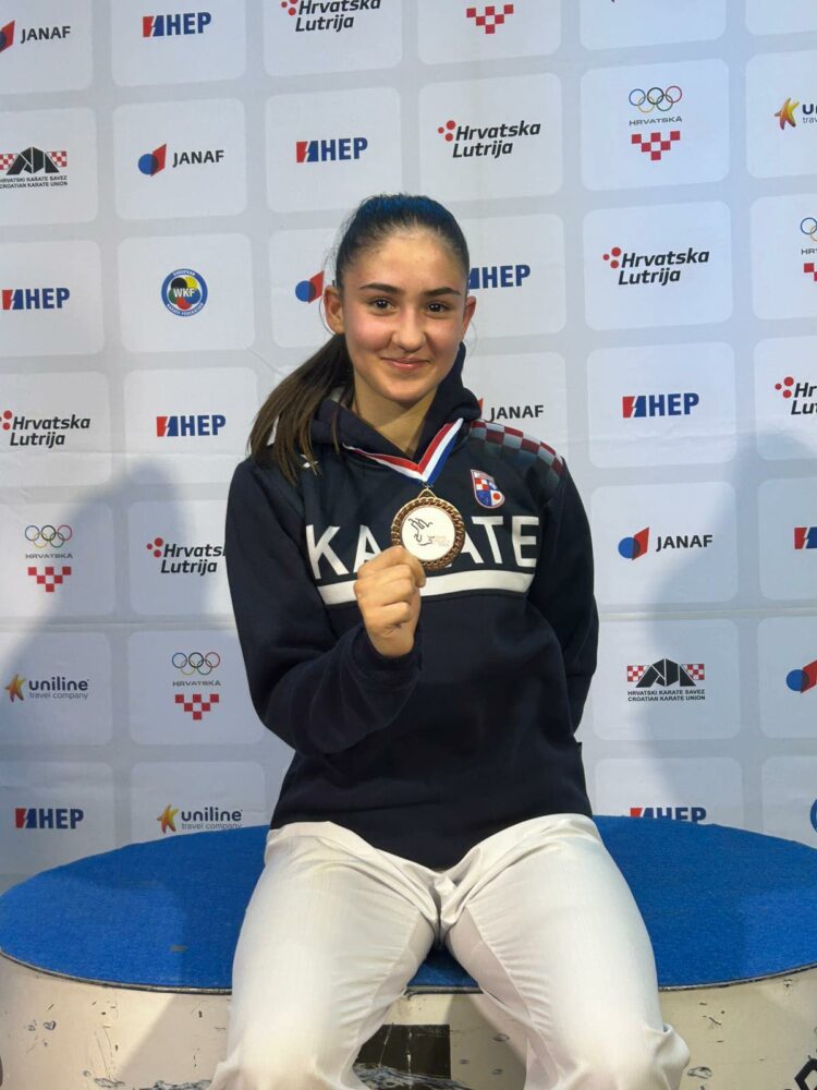 Karate Klub Brotnjo Hercegovina: Patricija Prga brončana na Croatia Openu!